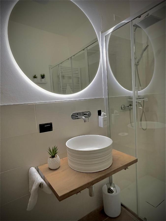 Civico 31 Apartment Верчели Екстериор снимка