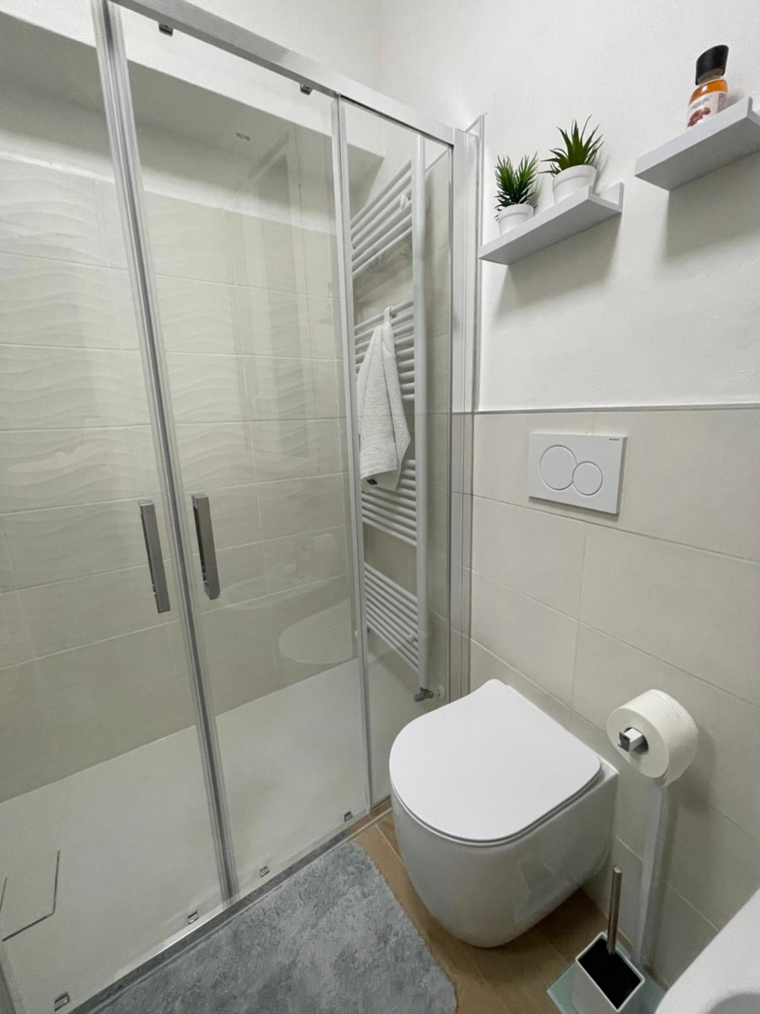 Civico 31 Apartment Верчели Екстериор снимка